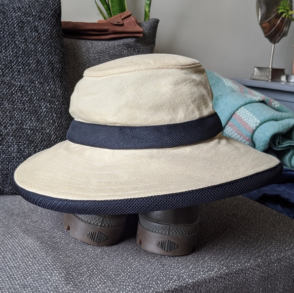 Tilley Hat Womens Collapsible Packable 